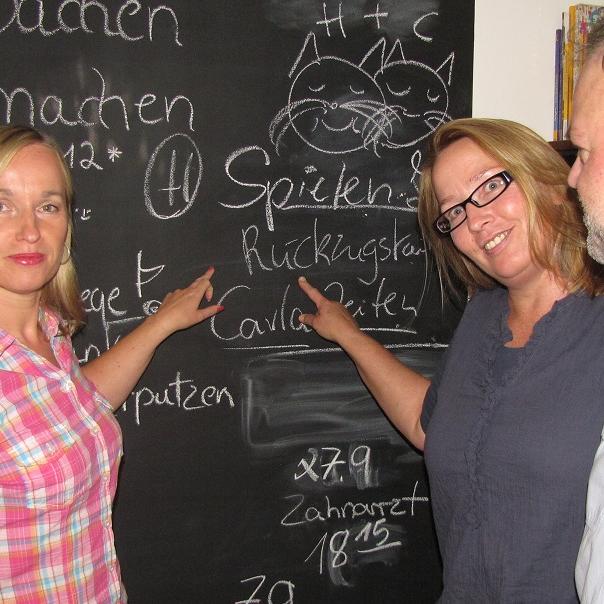 Katzenexpertin - VOX-DOCMA TV - Katzenexpertin Birga Dexel verteilt Aufgaben fr Diana und Klaus Adamek Katzenexpertin - VOX-DOCMA TV - Katzenexpertin Birga Dexel verteilt Aufgaben fr Diana und Klaus Adamek