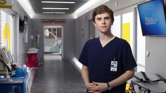 Freddie Highmore als Dr. Shaun Murphy