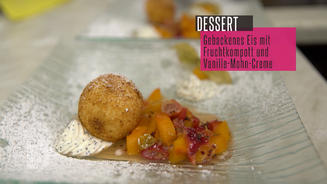 Gebackenes Walnusseis mit Kompott