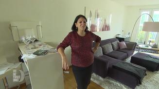 Astrid serviert Hochprozentiges