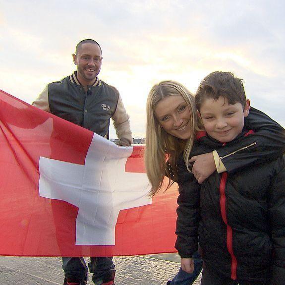 V.l.: Chris Kühn, Anastasia Hirsch und Sohn Angelo