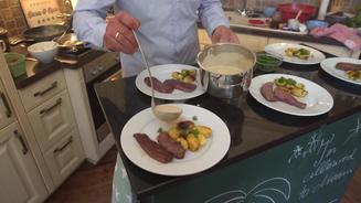 Rindersteak mit Petersilienkartoffeln