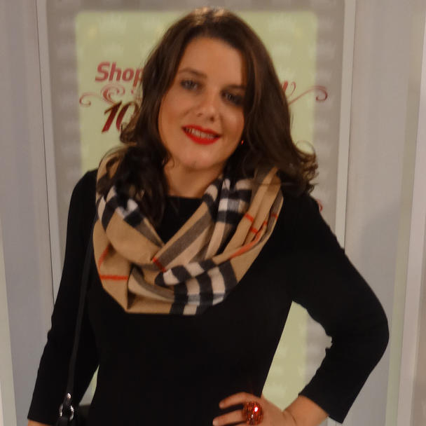 Shopping Queen Bonn 2016 Catwalk Daniela.jpg Shopping Queen Bonn 2016 Catwalk Daniela.jpg