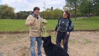 Nia frisst gerne Hundekot