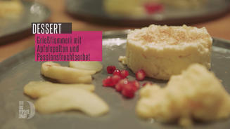 Grießflammeri mit Apfelspalten