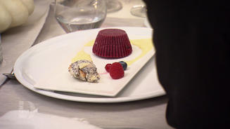 Schlesische Mohnklöße mit Vanillesoße