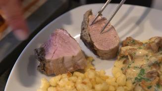 Schweinefilet mit Pilzfarce 
