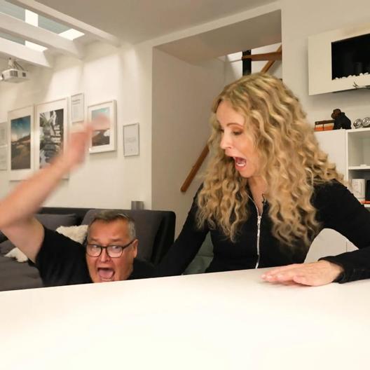 Katja Burkard und Bernd Fuchs sind bei „Hot oder Schrott“.