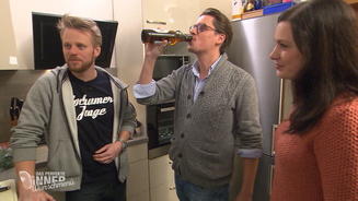 Svens Ehefrau spielt Bier-Fee