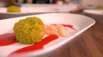 Topfenknödel gefüllt mit Fudge