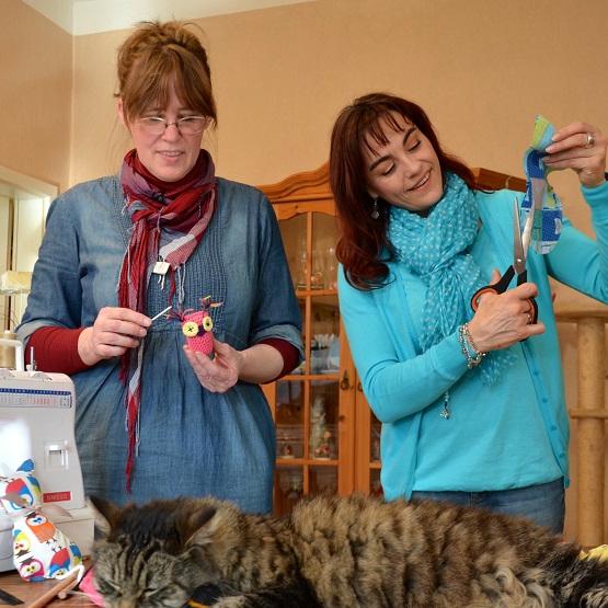 Tiergeschichten1 - VOX-DOCMA TV-PHILLIPPE LAMIELLE - Diana Eichhorn mit Andrea Ptz und Katze Swiffy Tiergeschichten1 - VOX-DOCMA TV-PHILLIPPE LAMIELLE - Diana Eichhorn mit Andrea Ptz und Katze Swiffy