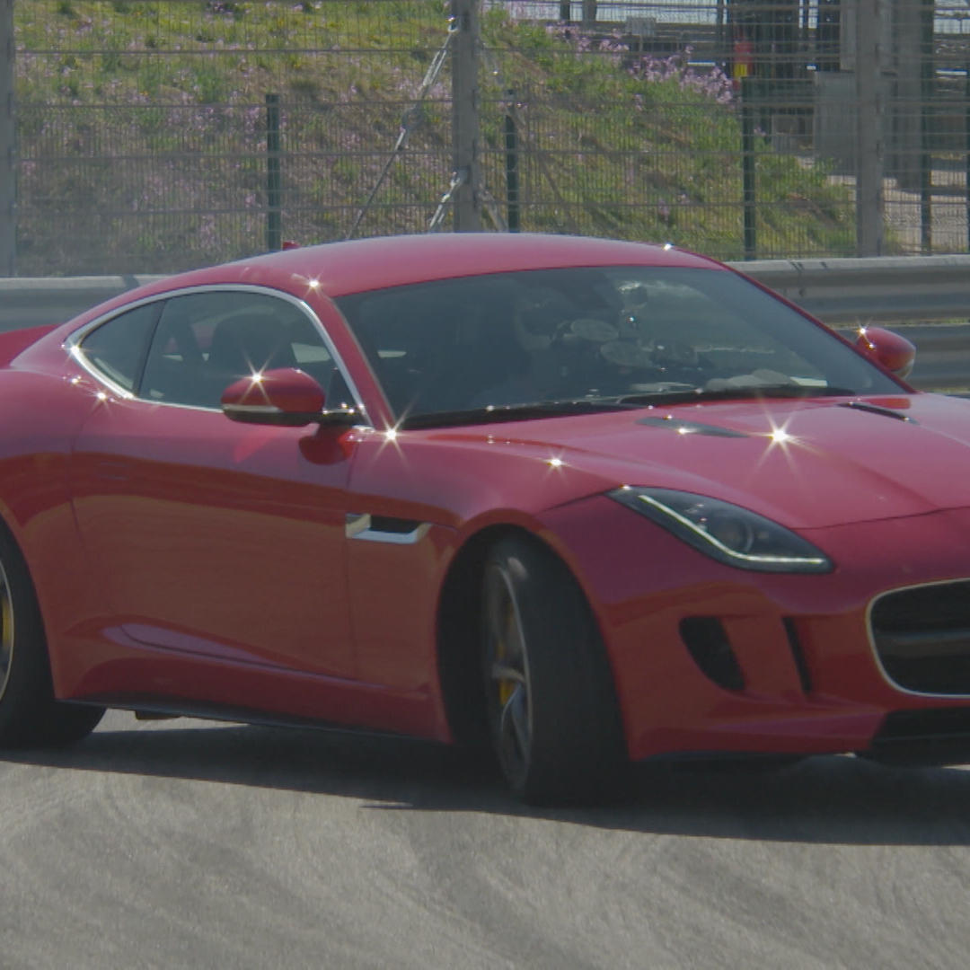 JaguarF-Type 1 JaguarF-Type 1
