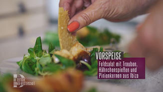 Feldsalat mit Hähnchenspießen