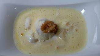 Champagner-Zabaione mit Birnen und Eis