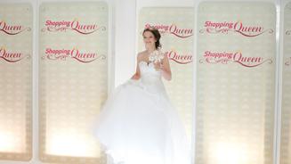 Franzi passt gerade noch durch die Tür