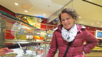 Eine fürsorgliche Gastgeberin