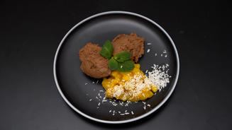 Special Mousse for the special day. 