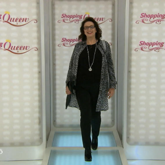 Shopping Queen 2017 KW 17 Catwalk Ria.jpg Shopping Queen 2017 KW 17 Catwalk Ria.jpg