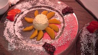 Topfenschaum auf Orangenfiletbett