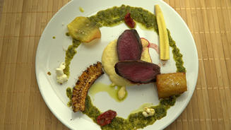 Hirschrücken, frittierte Kartoffeln
