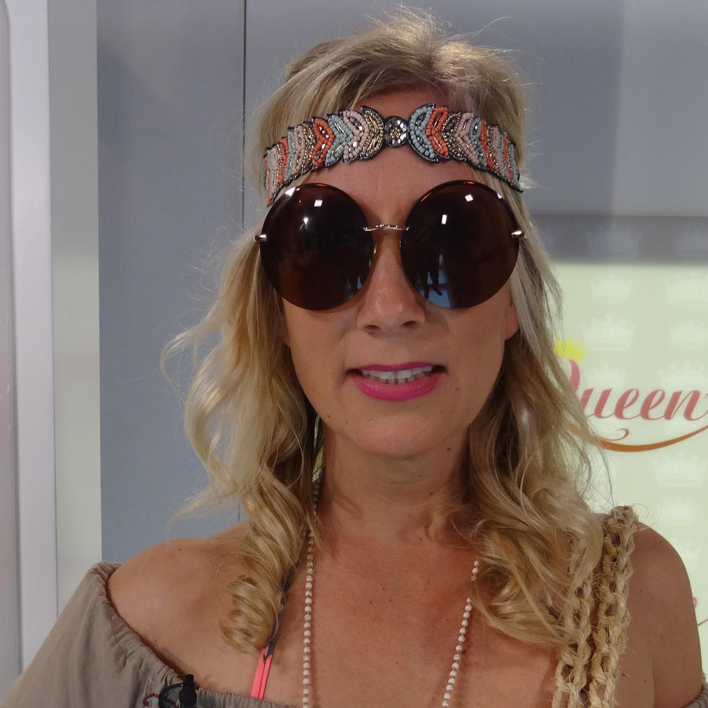 Shopping Queen 2016 Essen Nicole Catwalk Shopping Queen 2016 Essen Nicole Catwalk