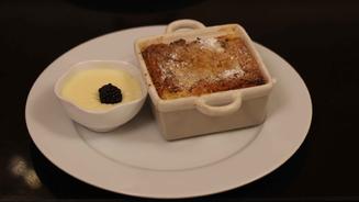Bread and Butter Pudding mit Apfel