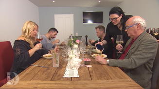 Die Gäste halten Eva auf Trab