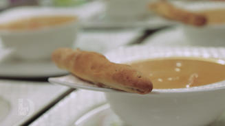 Tomatensuppe mit Nordseekrabben