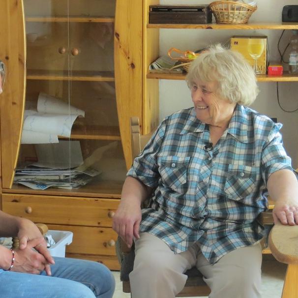 Vorschau2 - VOX-DOCMA TV - Pastorin Christine Marcinkowski muss ihre Katzen abgeben. Wird Frank Weber ihr helfen knnen Vorschau2 - VOX-DOCMA TV - Pastorin Christine Marcinkowski muss ihre Katzen abgeben. Wird Frank Weber ihr helfen knnen