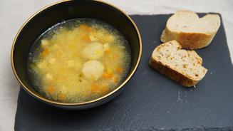 Hühnersuppe