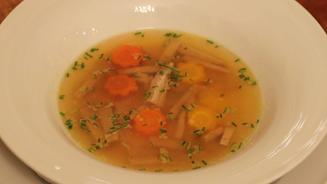 Kalbssuppe vom Tafelspitz
