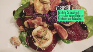 Rote Beete Carpaccio auf Blattspinat