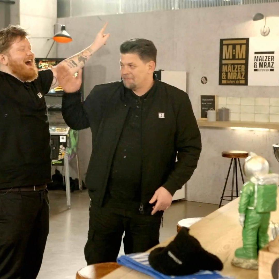 Lukas Mraz freut sich über seinen Sieg. Lukas Mraz freut sich über seinen Sieg.