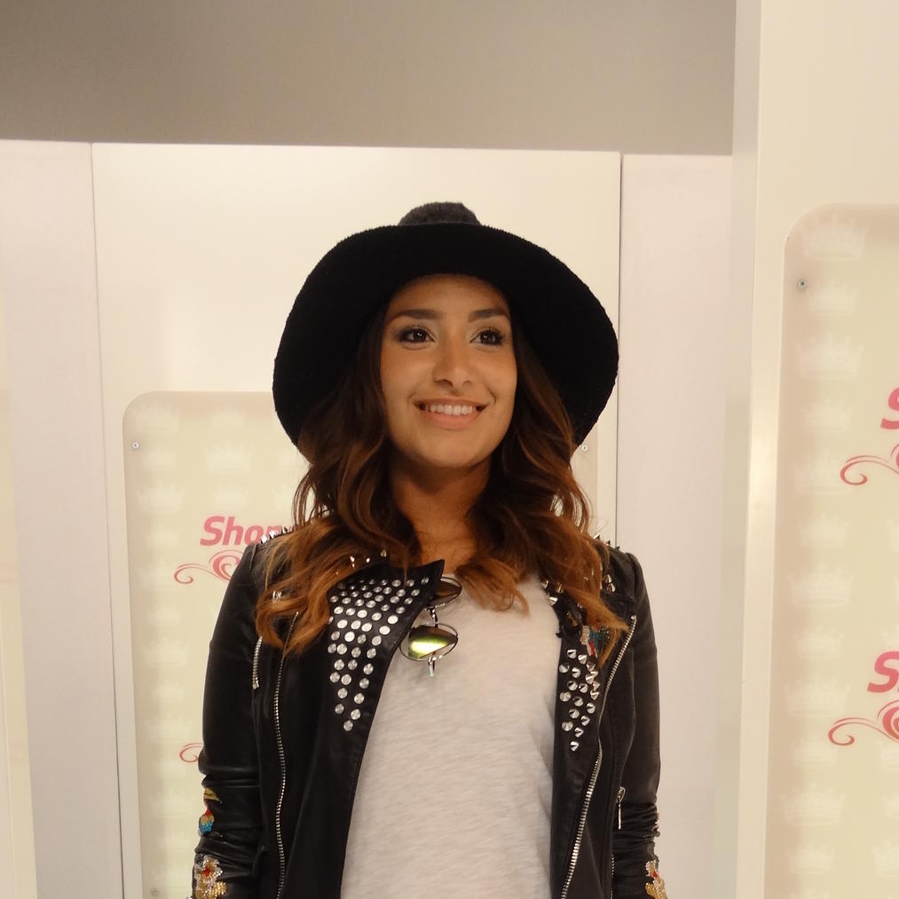 Shopping Queen Mona Duesseldorf Catwalk Shopping Queen Mona Duesseldorf Catwalk