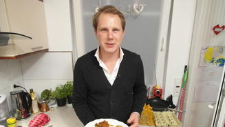 Bertram - Held in Strumpfhosen