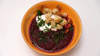 Herzhafte Rote Bete-Kaltschale