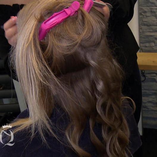 Beim Friseur muss Amme die Kontrolle abgeben und das geht leider schief