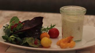 Frischkäsemousse an Preiselbeere