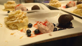 Napoleon-Kuchen mit Eis