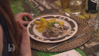 Stroganoff mit frittierten Kartoffeln 