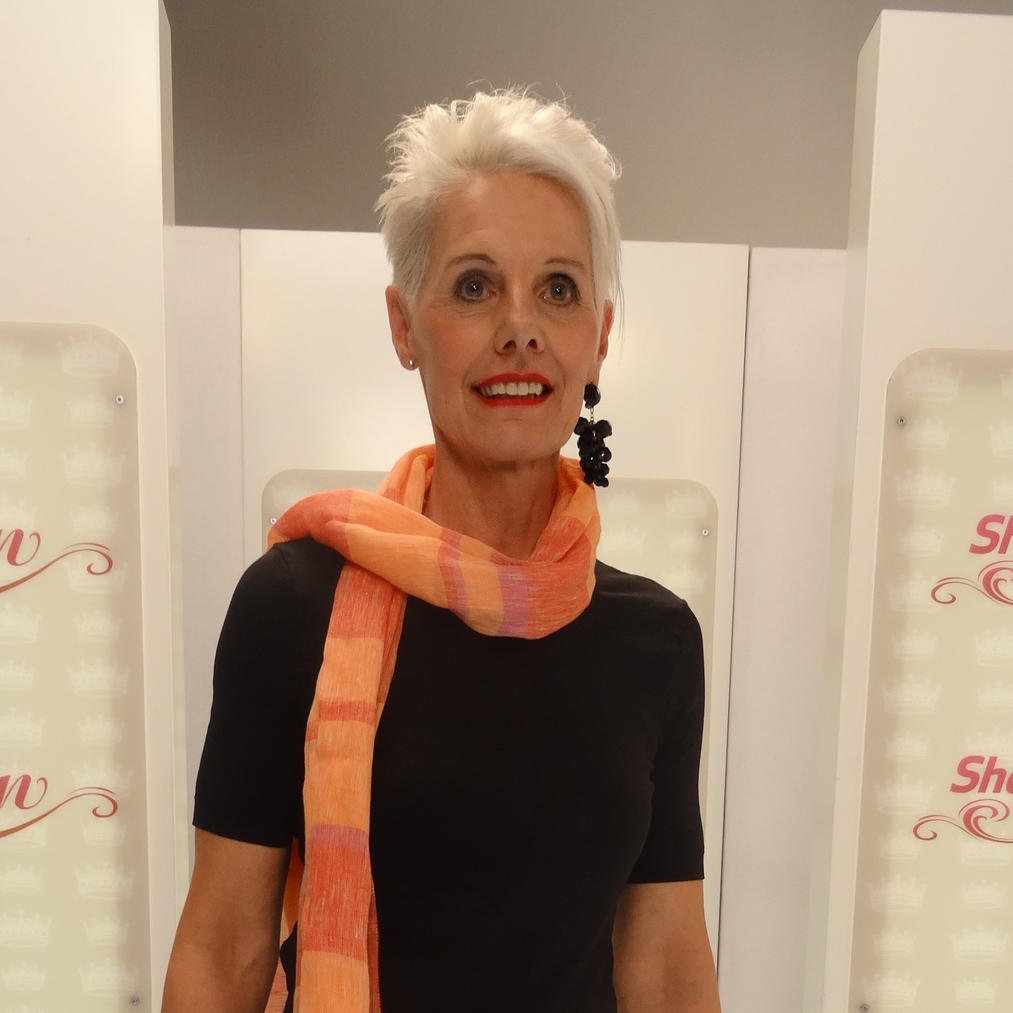 Shopping Queen Mo Duesseldorf 2016 Catwalk Shopping Queen Mo Duesseldorf 2016 Catwalk