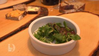 Backhendl mit Krensuppe und Jausenbrot