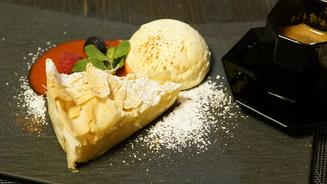 Griechische Bougatsa