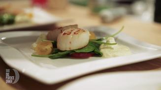 Jakobsmuscheln auf Spinat-Tomaten