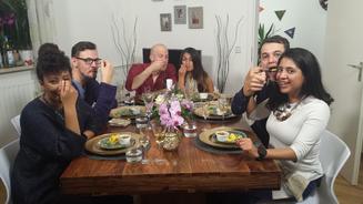 Apurvas Hochzeitsoutfit im Praxistest