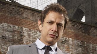 spielt Detective Zach Nichols