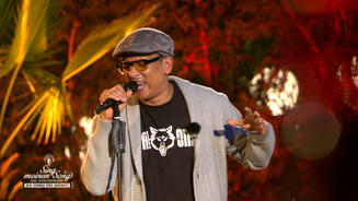 Xavier Naidoo singt "Quietly"