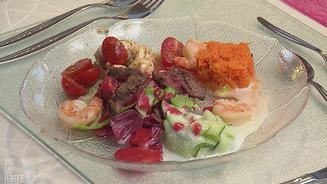 Salatplatte à la Adrian mit Baguette