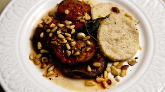 Mandel-Gnocchi und Auberginen