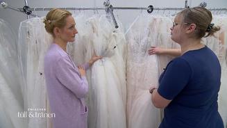 Sarahs Brautkleid soll blau werden